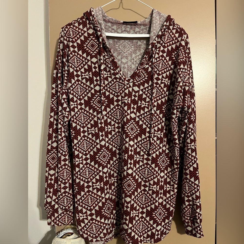 Women’s boutique hoodie L